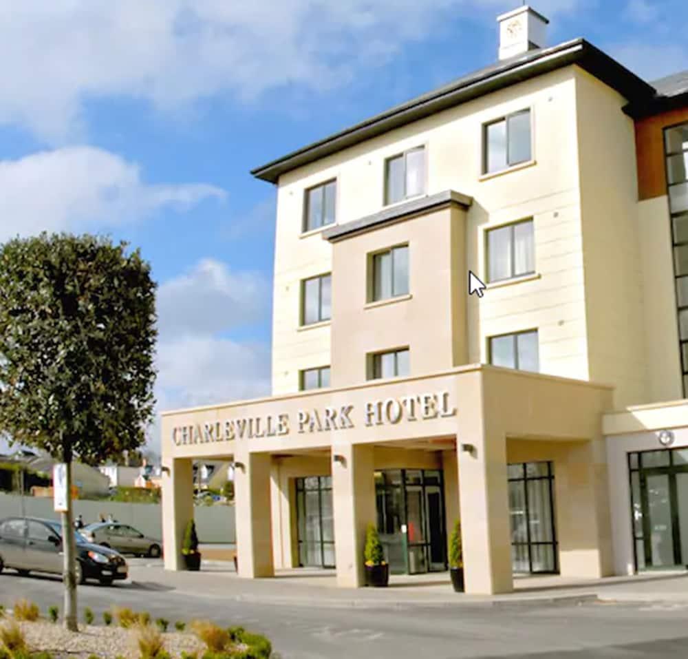 Charleville Park Hotel & Leisure Club Ireland Exterior foto