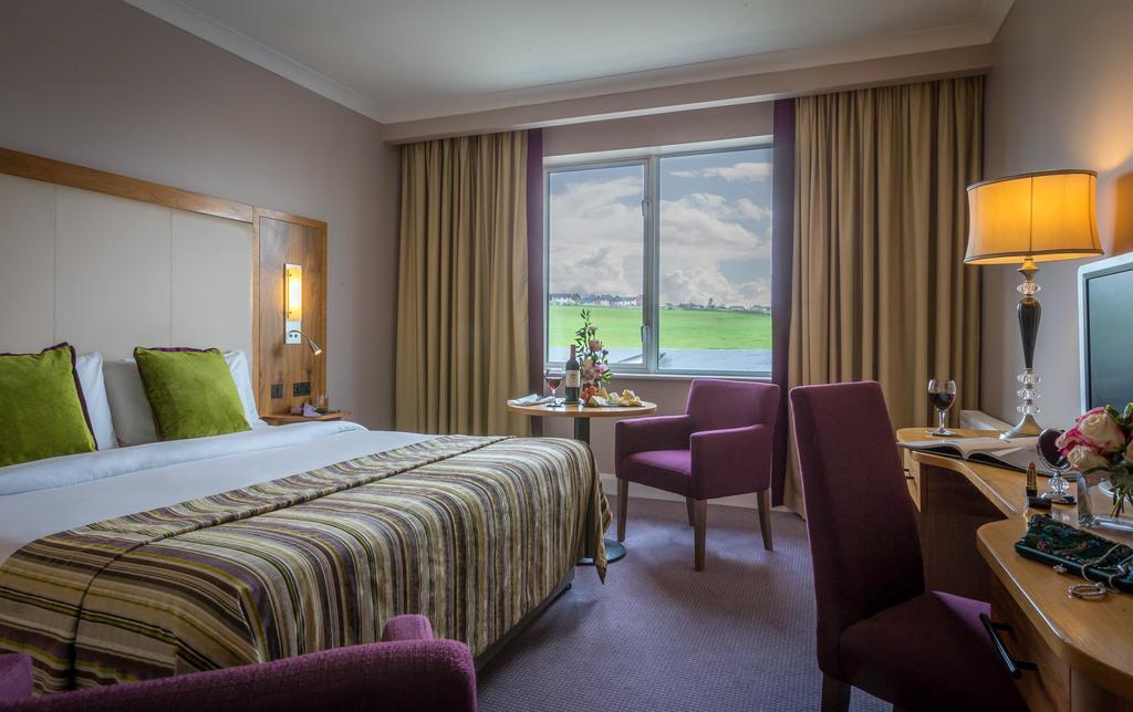 Charleville Park Hotel & Leisure Club Ireland Exterior foto